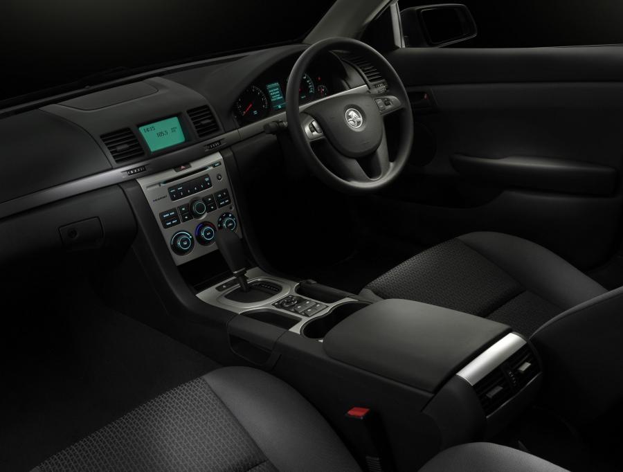  Holden Commodore Omega 2006 года  (фото 24 из 51)